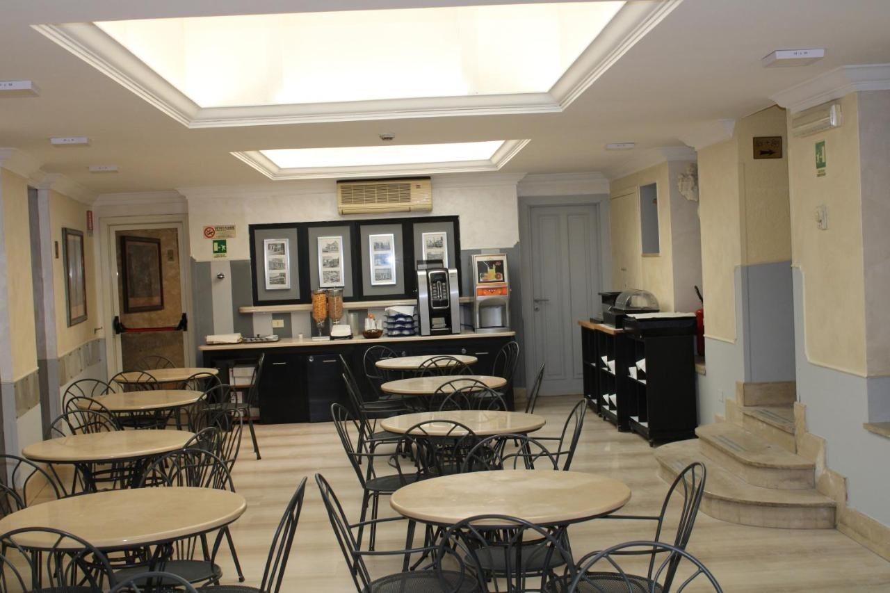 Hotel Center 2 Roma Dış mekan fotoğraf